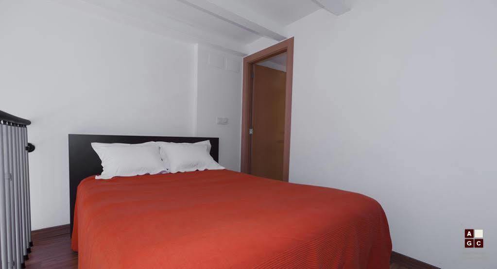 Apartaments Girona Centre Екстериор снимка